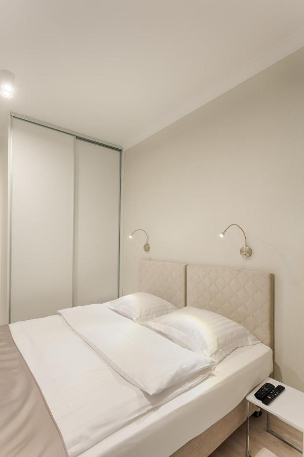 Mennica Residence Luxury Location Warszawa Exteriör bild