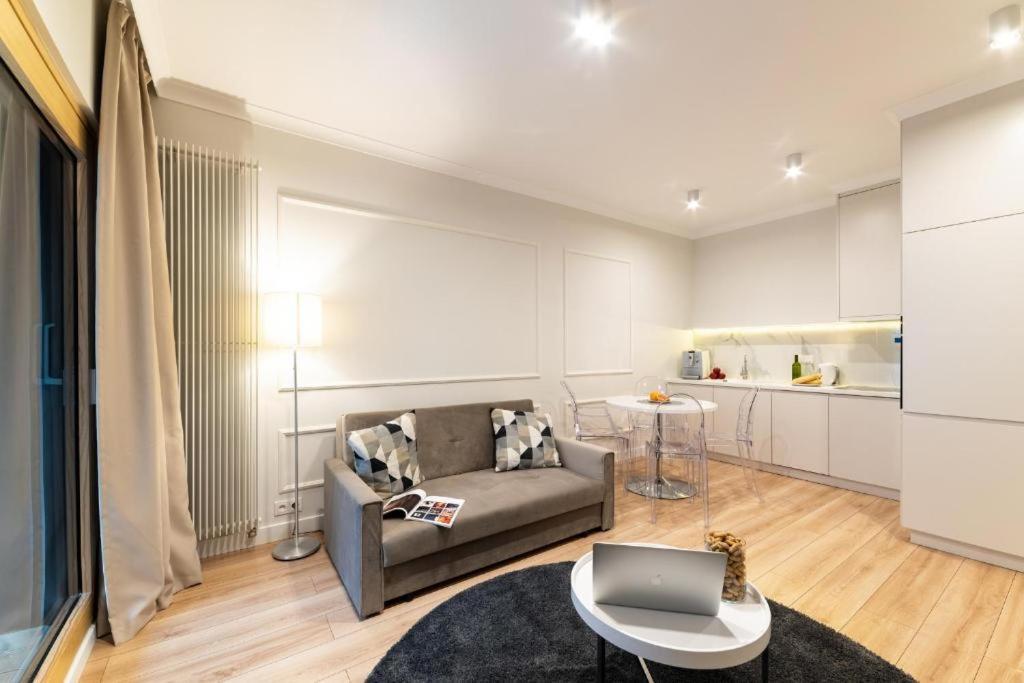 Mennica Residence Luxury Location Warszawa Exteriör bild